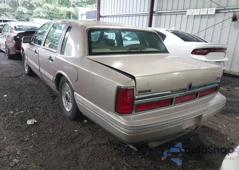 1997 Lincoln Town Car Executive из США, поврежденный, VIN 1LNLM81W6VY643363